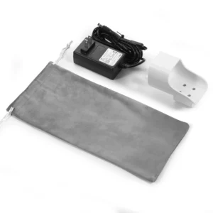 Detalle de los accesorios seleccionados de Hellovein Lite 2.0 dentro de la caja, incluida la bolsa de terciopelo y el adaptador de corriente.